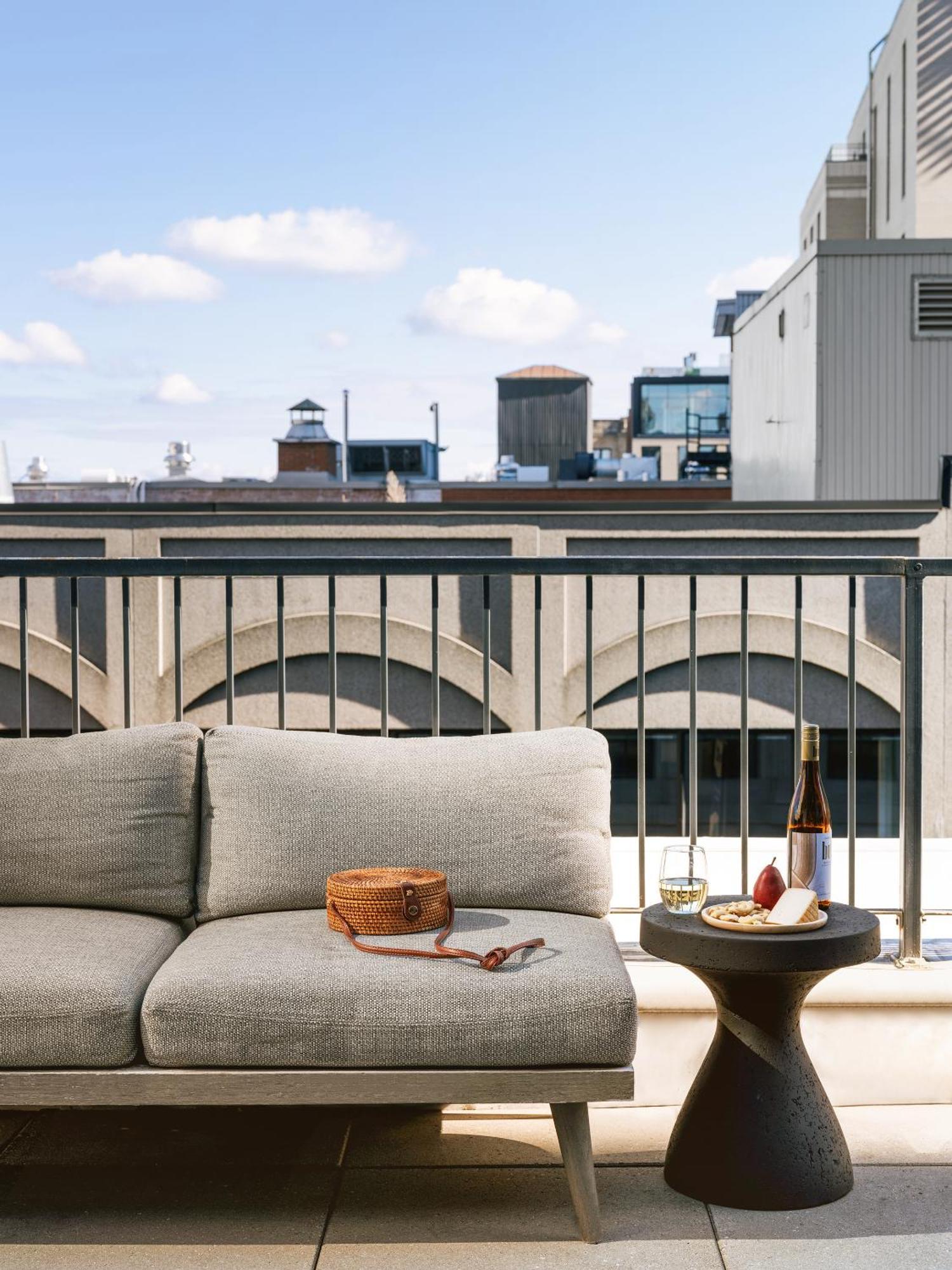 Aparthotel Sonder Penny Lane Montreal Exteriér fotografie